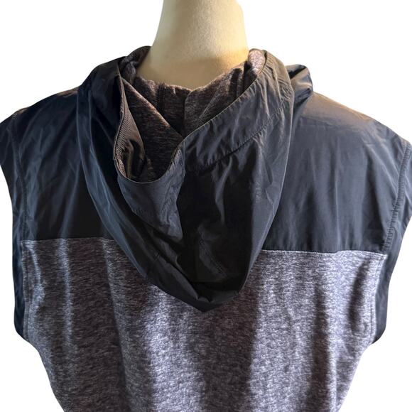 Lululemon Men's Sleeveless Half Zip Hoodie Vest, Heather Gray and Black, Large - Picture 2 of 7